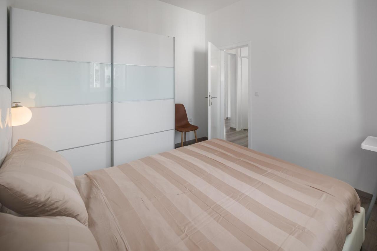 Apartment Adria Premium Porec Exterior photo